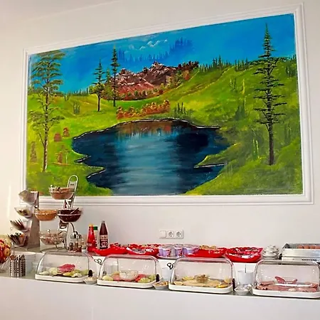 Aariana Hotel